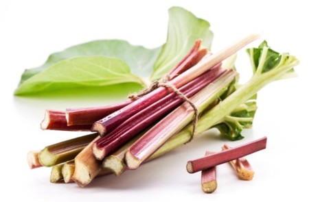 Ruibarbo vitaminas minerales