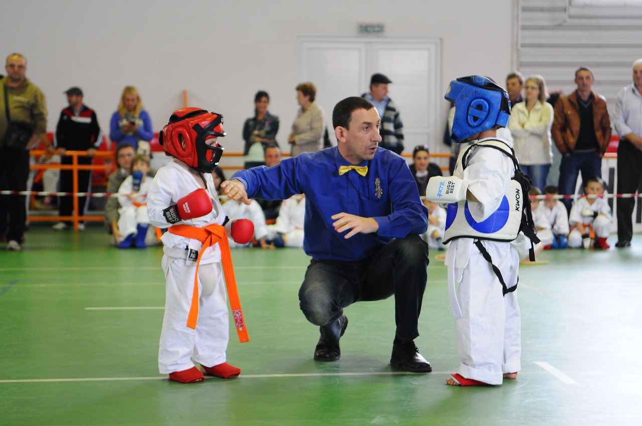 Karate para niños cuáles son los beneficios y qué implica la enseñanza 10 mujeres Karate para niños cuáles son los beneficios y qué implica la enseñanza 10 mujeres